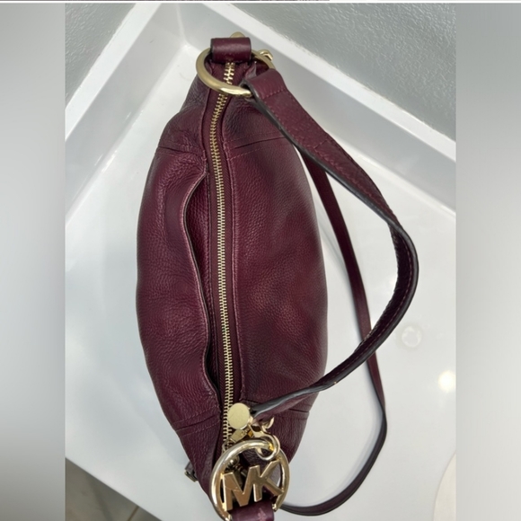 Michael Kors large Fulton bag-EUC - Picture 3 of 15